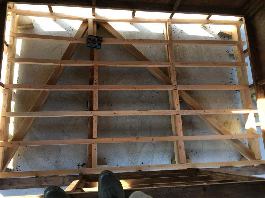 カラス小屋の制作