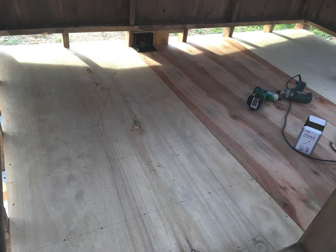 カラス小屋の制作