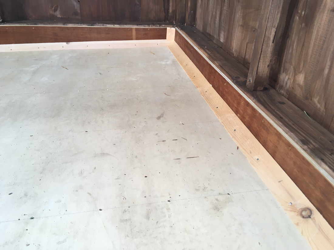 カラス小屋の制作